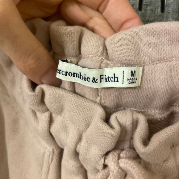Abercrombie and Fitch Paperbag Sweatpants Pink - Picture 2 of 7